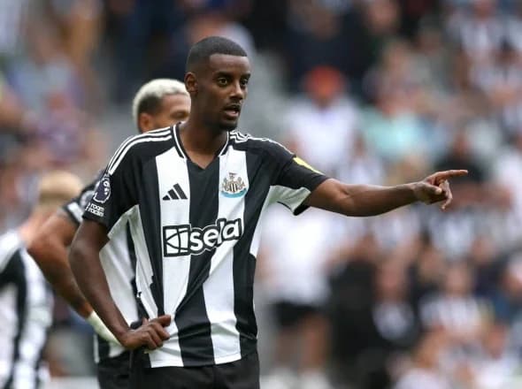 Newcastle Delivers Final Decision to Isak 